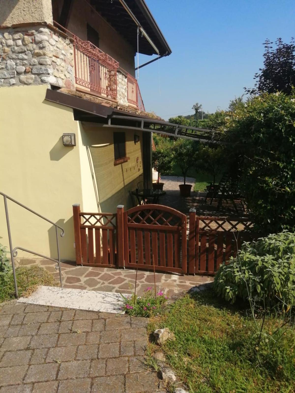 Appartamento Hill House Lonato Esterno foto
